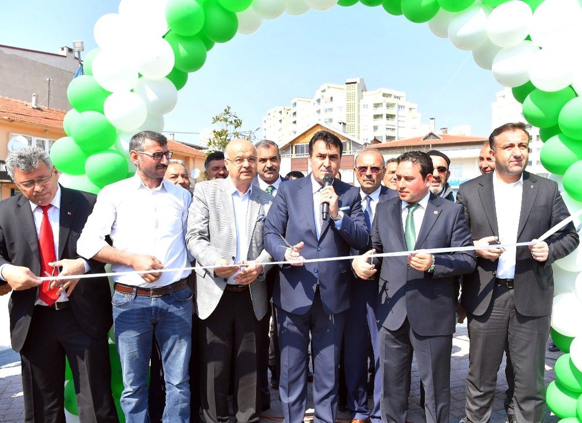 Doğanevler Meydanı\'na Kavuştu