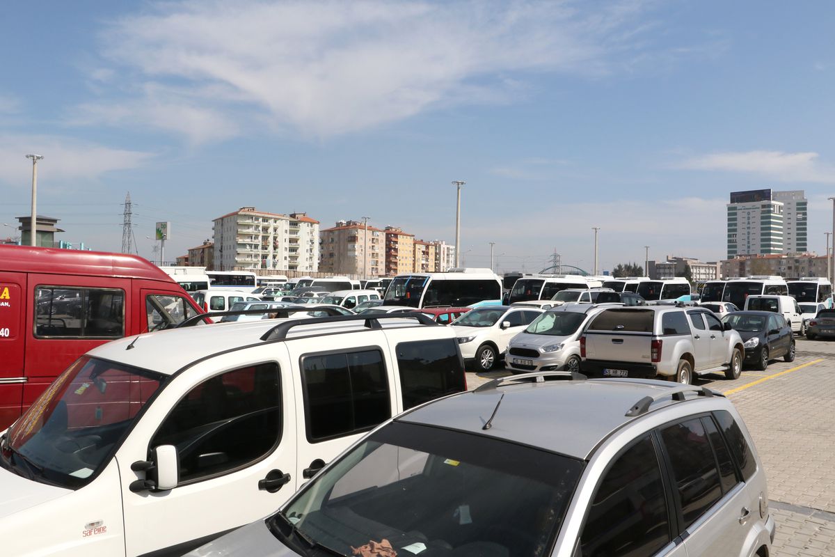 Eski Garaj\'da Araç Parklanması Başladı