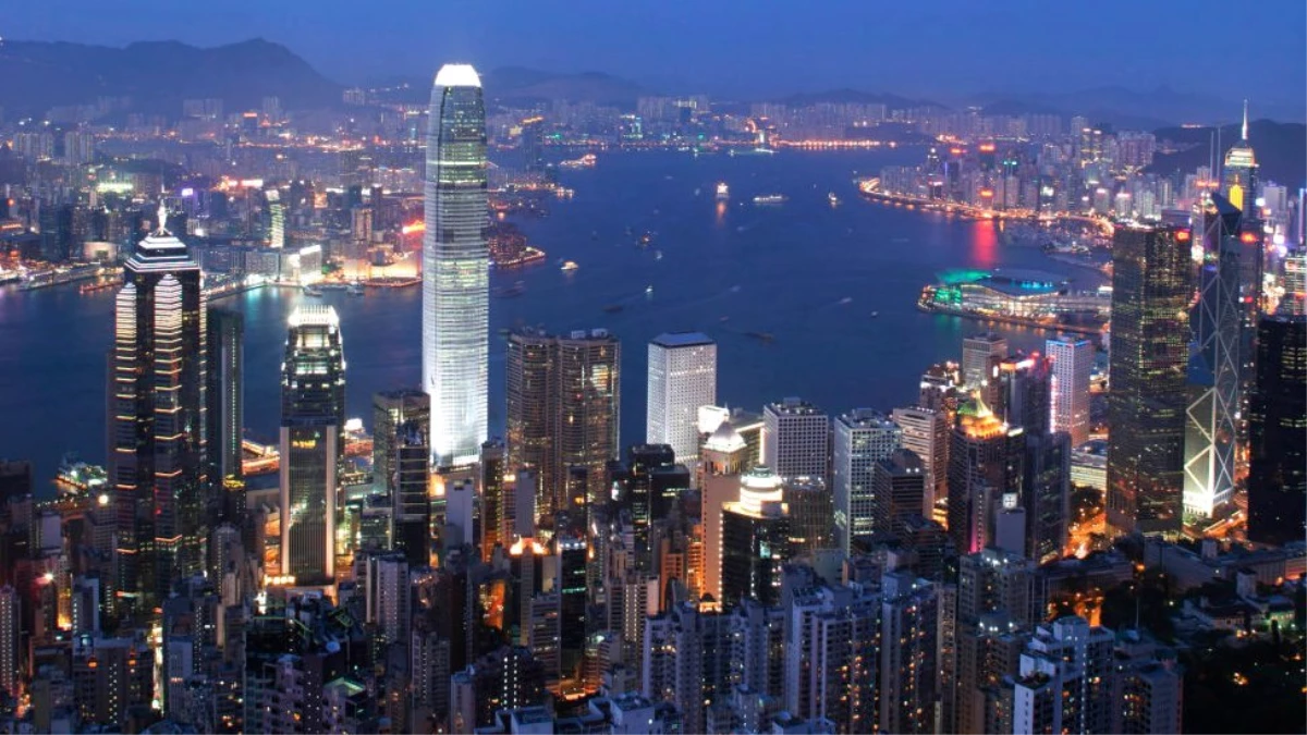 Hong Kong\'da Konut Yapacak Yer Kalmayınca 80 Milyar Dolarlık Yapay Ada Yapmaya Karar Verdiler