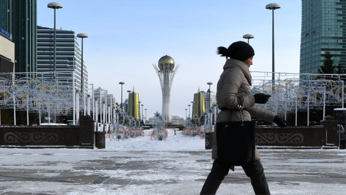 Kazakistan\'da Başkent Astana\'nın İsmi Nursultan Olarak Değiştirildi
