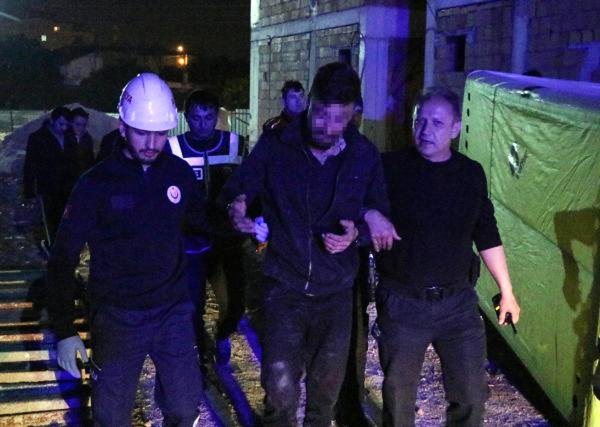 Polisin \'Eşini Ben Arayacağım\' Sözü İntihardan Vazgeçirdi