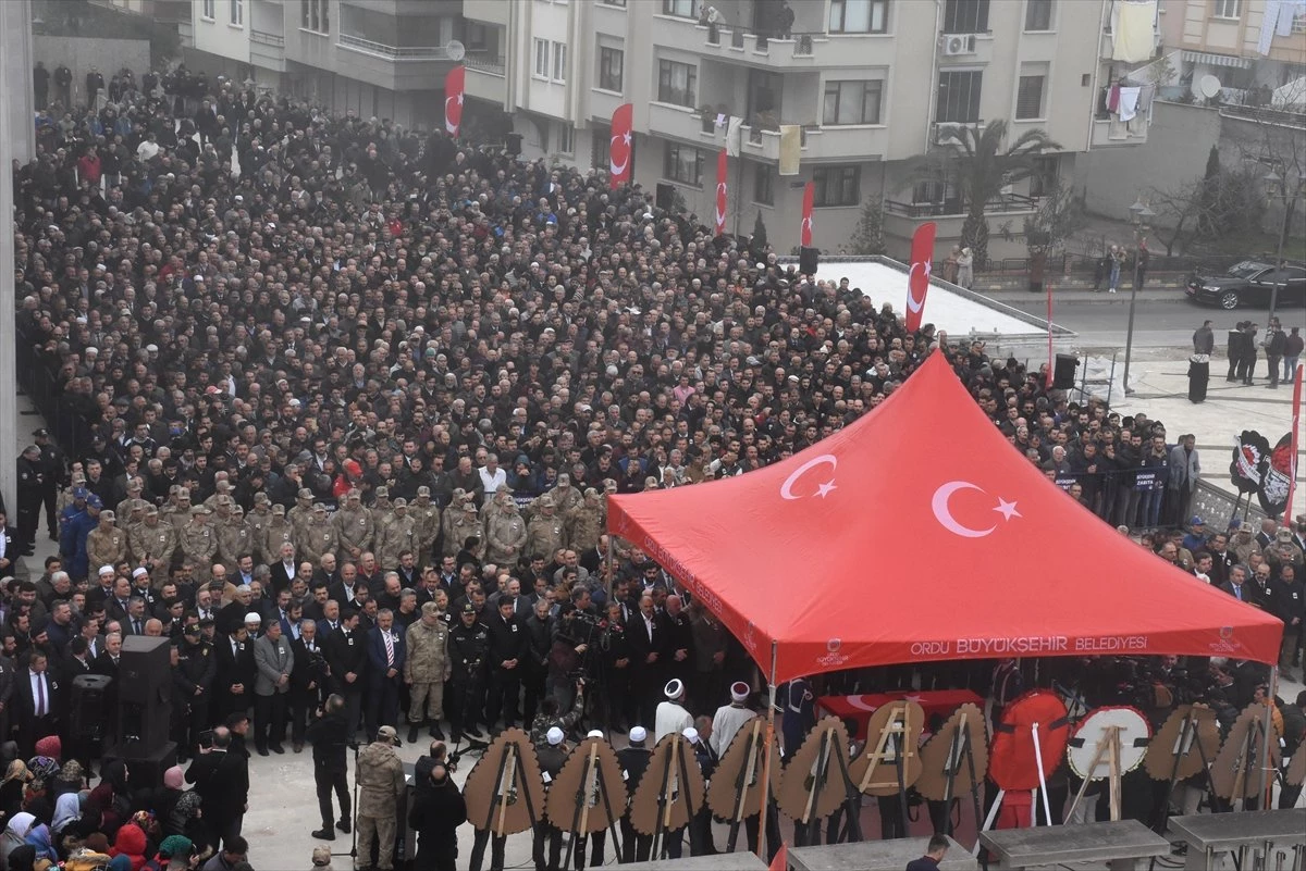 Şehit Jandarma Astsubay Çavuş Burçin Damcı Son Yolculuğuna Uğurlandı