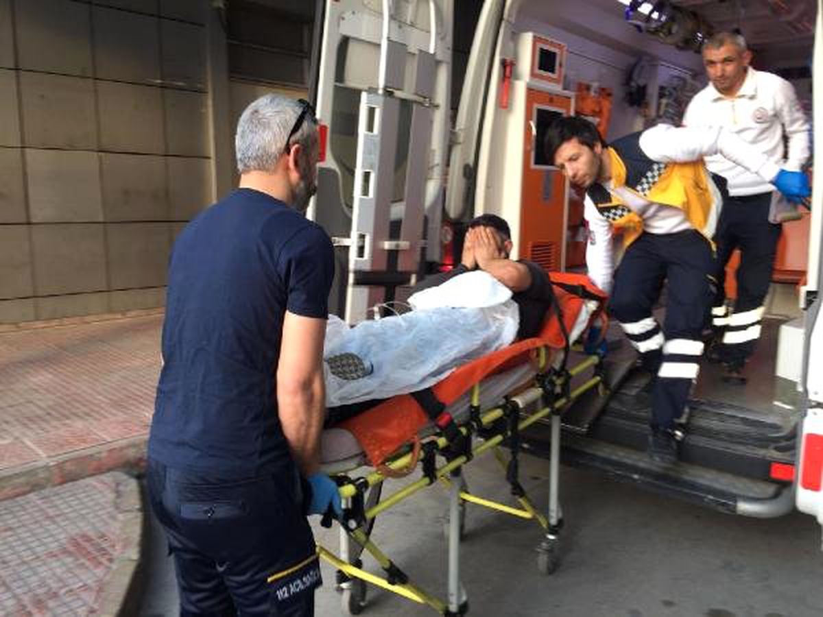 Sevgilisine Tacizle Suçladığı Arkadaşını Bacağından Vurdu