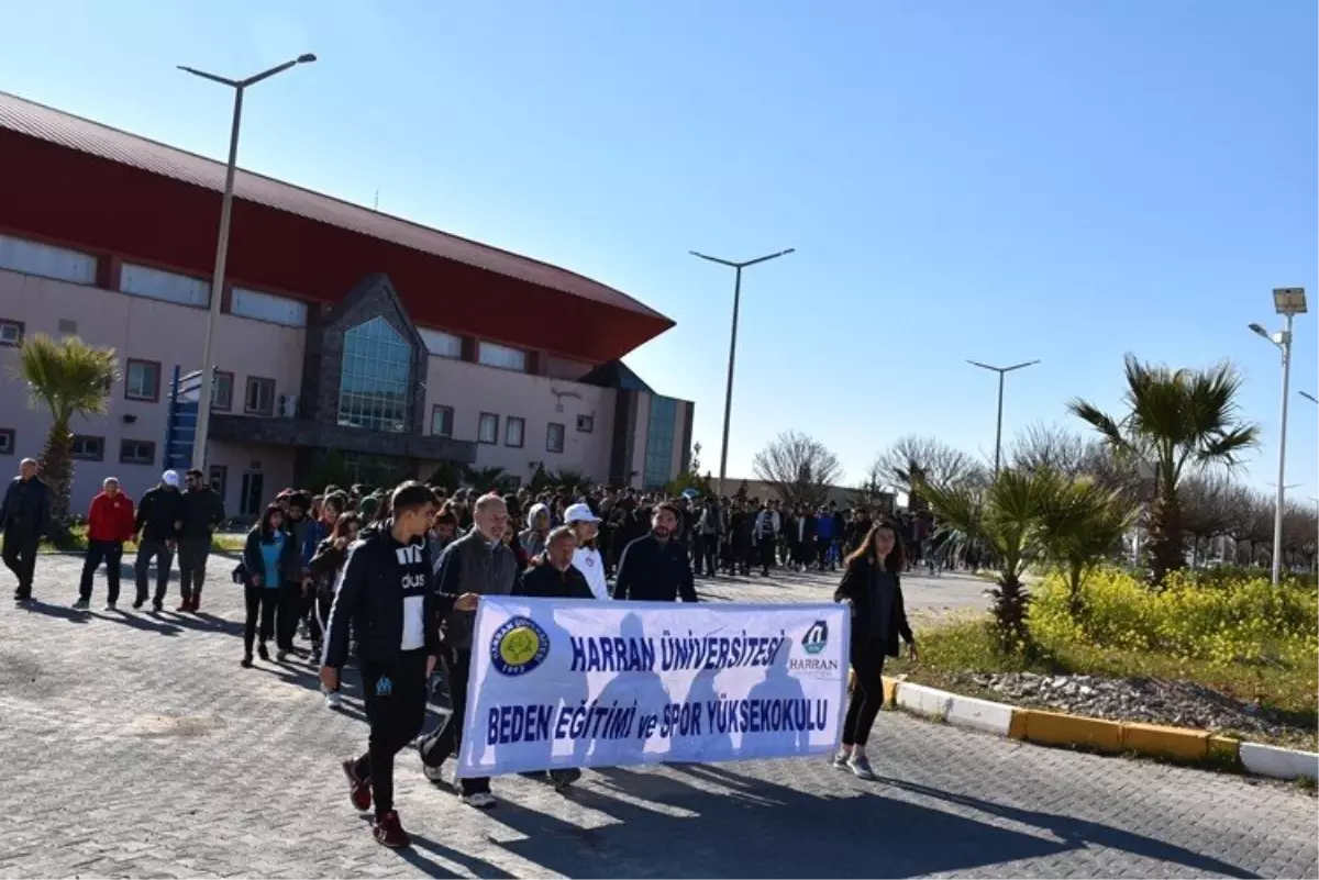 Sporcular Göbeklitepe İçin Yürüdü