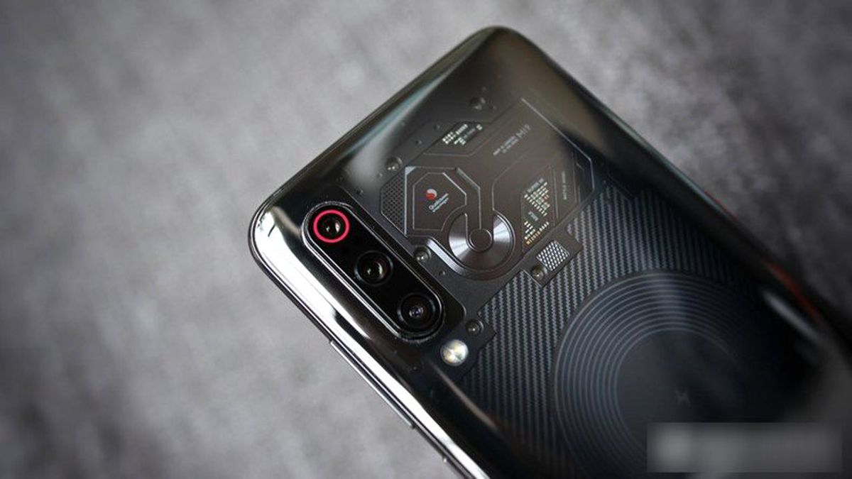 8 Gb Ram\'li Xiaomi mi 9 Explorer Yarın Satışa Çıkıyor