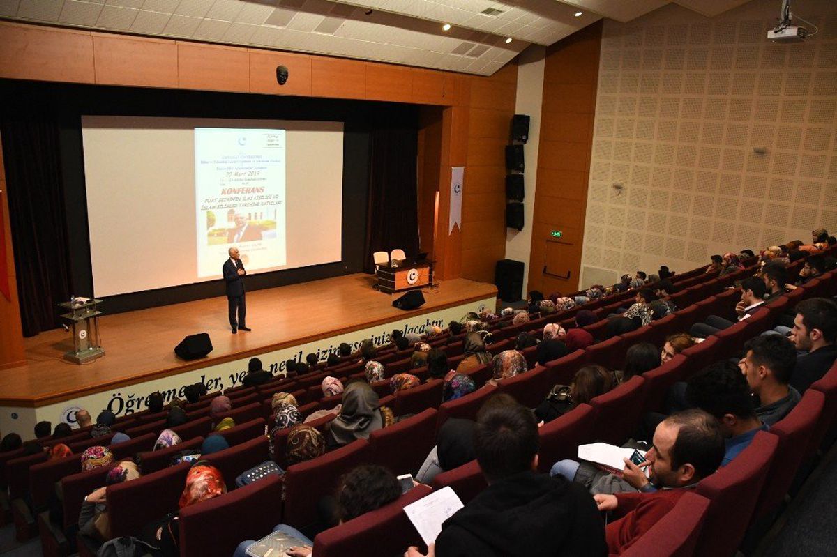 Adıyaman Üniversitesinde "Prof. Dr. Fuat Sezgin" Konferansı