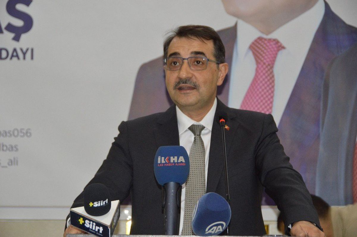 Bakan Dönmez: "Türkiye Petrolleri, Tarihinde İlk Defa Yerin Altı Çatlatılarak Keşif Yapılıyor"