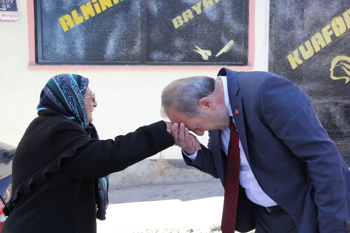 Başkan Şahiner\'den Esnaf Ziyareti