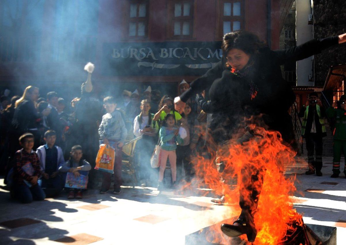 Bursa\'da Nevruz Coşkusu