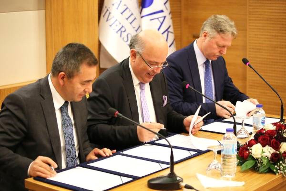 Çankaya İlçe Milli Eğitim Müdürlüğü ve Atılım Üniversitesi\'nden \'Eğitimde İş Birliği Protokolü\'