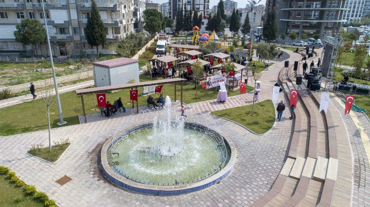 Çiğli\'de Prof. Dr. Türkan Saylan Parkı Açıldı