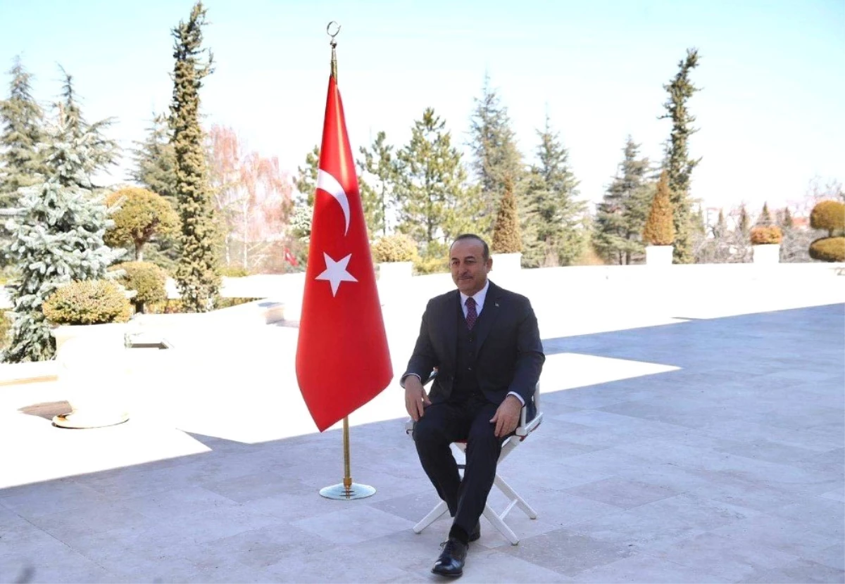 Dışişleri Bakanı Çavuşoğlu, Türkiye\'nin Tanıtımı İçin Poz Verdi