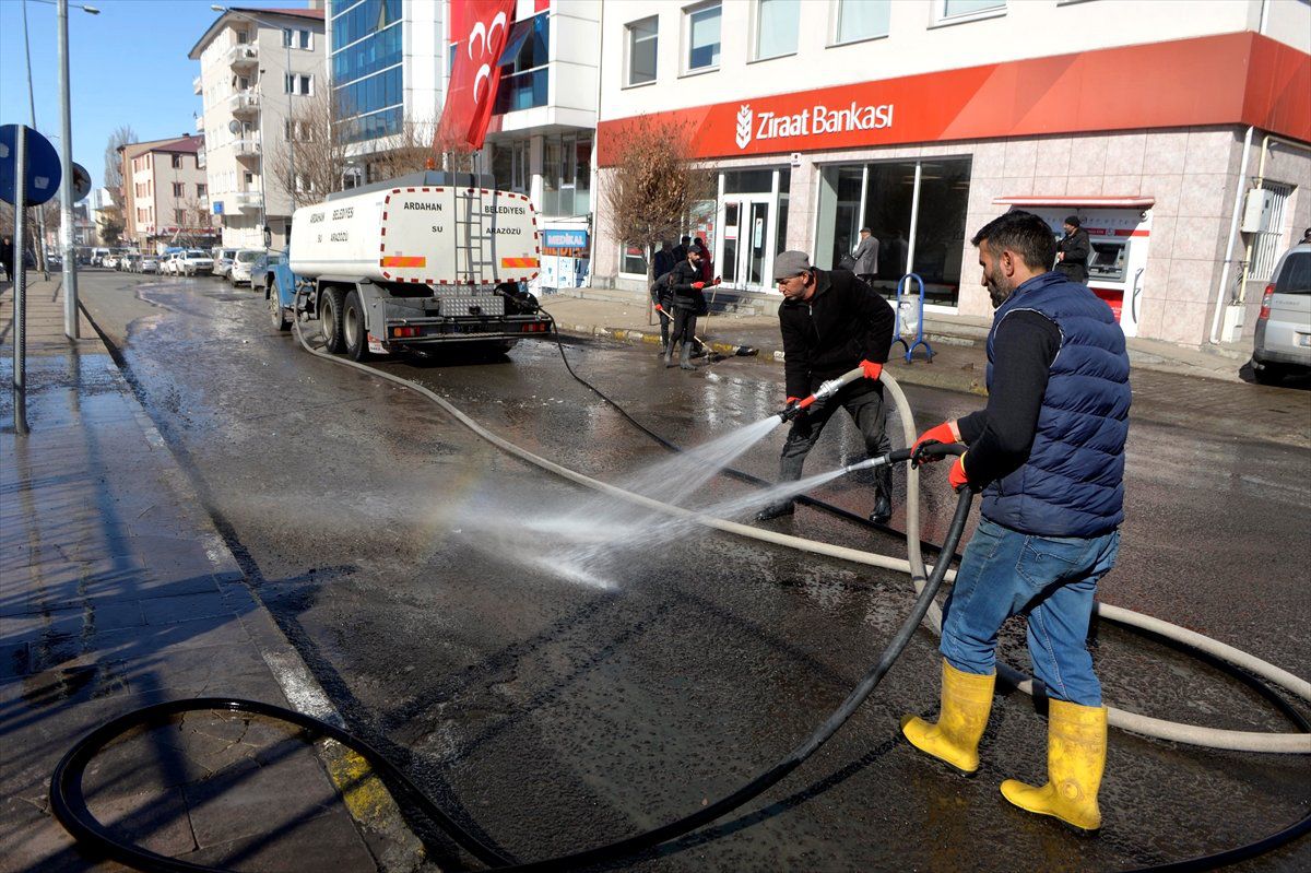 Doğu\'da Şehirlerde Bahar Temizliği