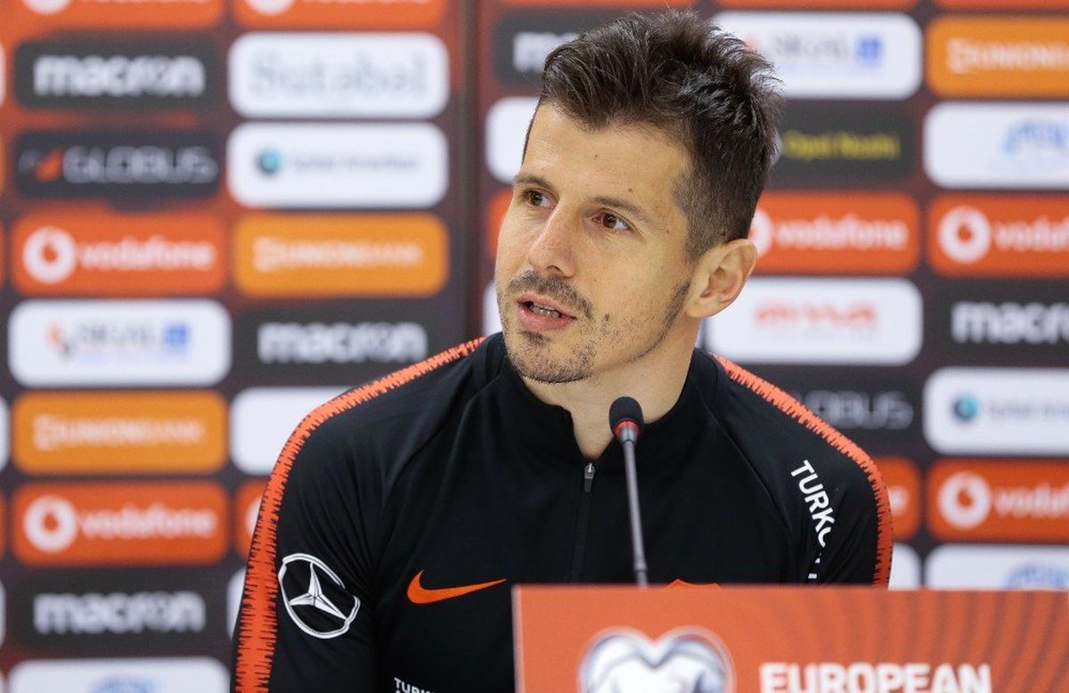 Emre Belözoğlu: "50 Yaşında Bile Olsam Milli Takım\'a Çağrılırsam Gelirim"