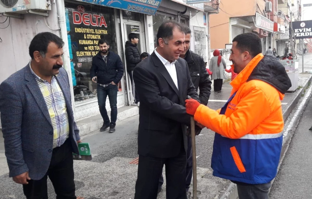 HDP Batman Belediye Eşbaşkanı Mehmet Demir\'den Esnaf Ziyareti