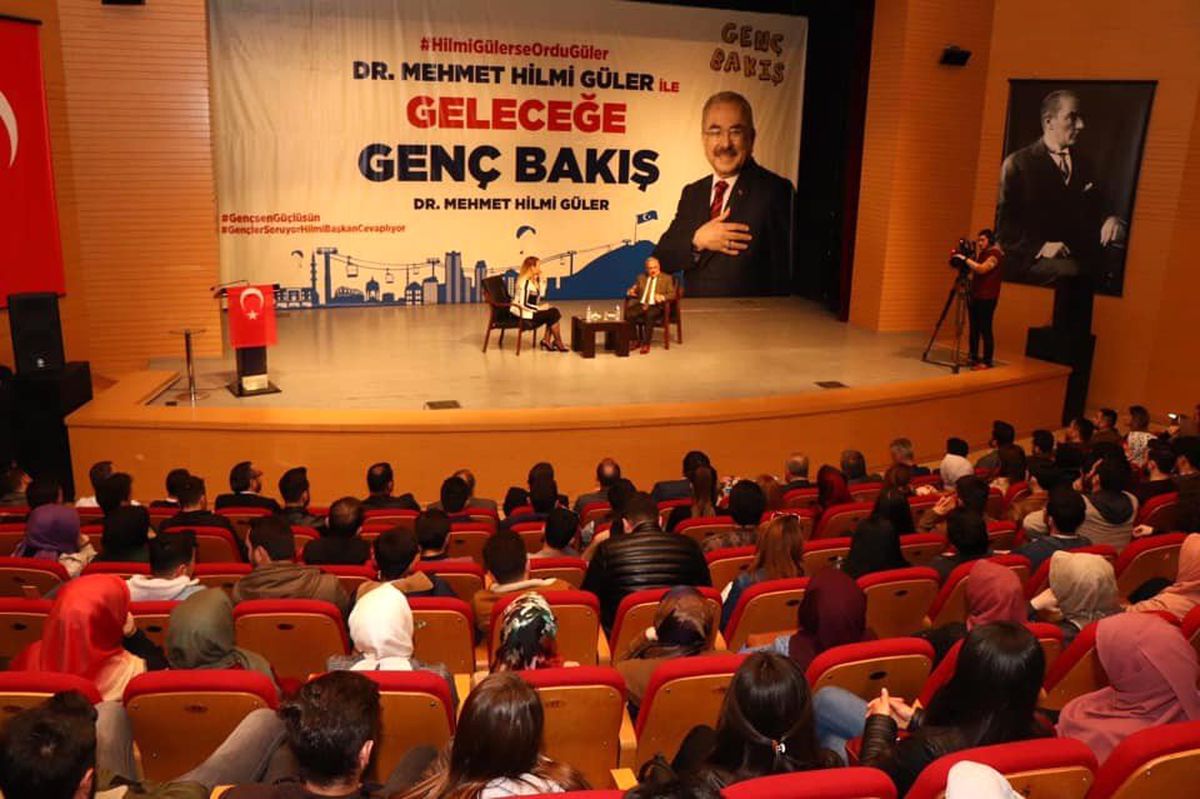 Hilmi Güler\'den Gençlere Tavsiye: "Önce Hedefinizi Belirleyin"