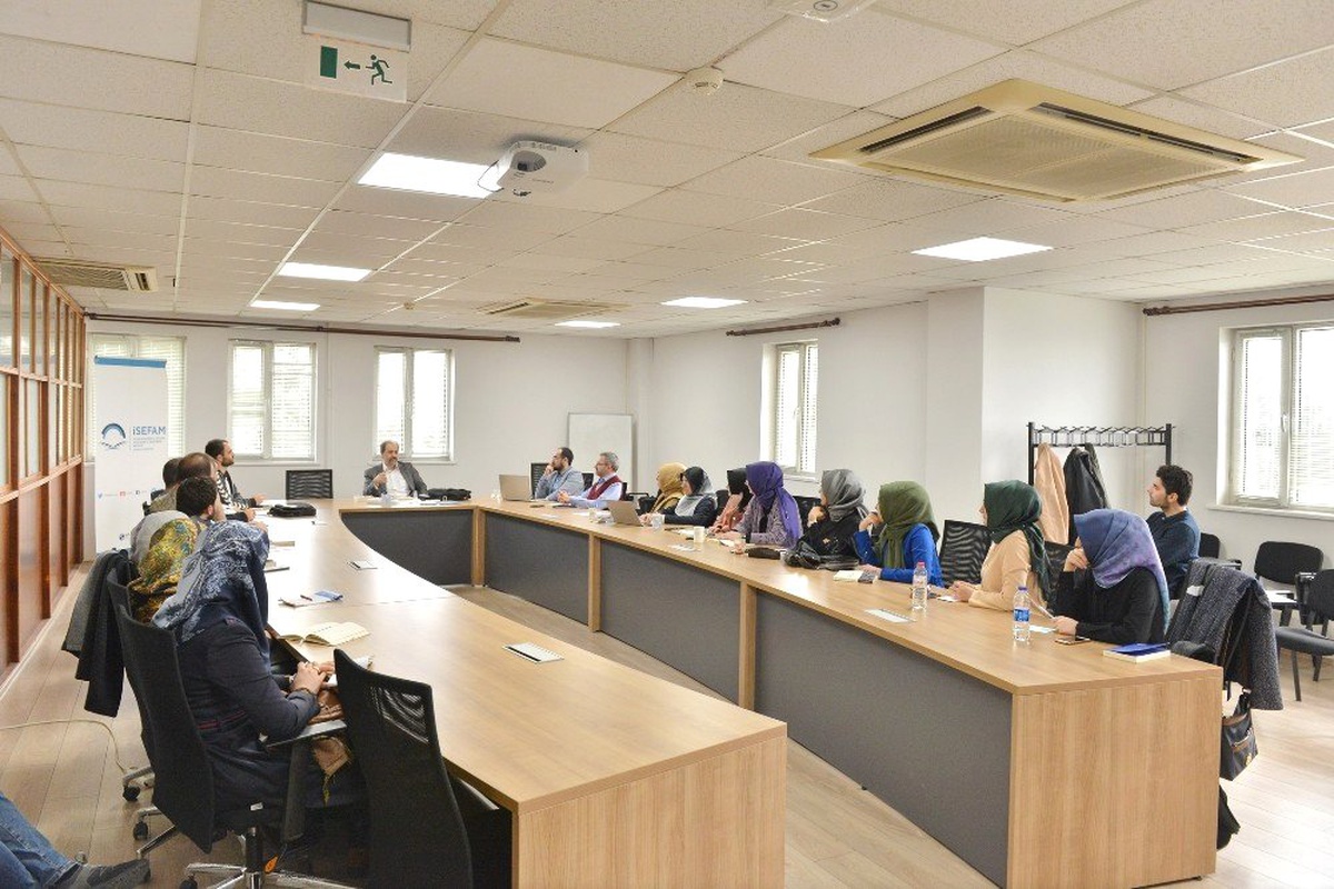 İsefam Tarafından \'Kitap Müzakereleri\' Etkinliği Düzenlendi