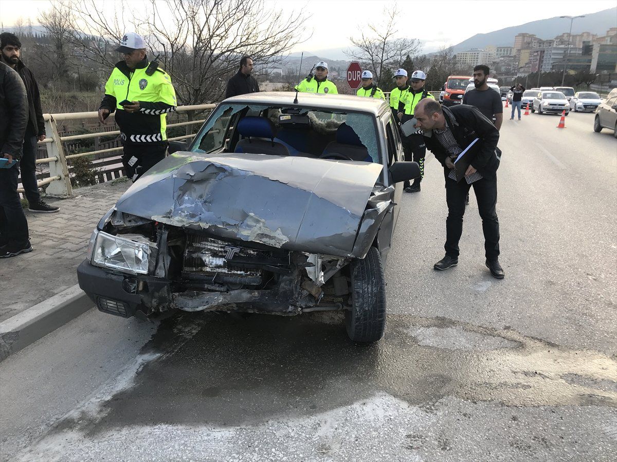 Karabük\'te Trafik Kazası: 2 Yaralı