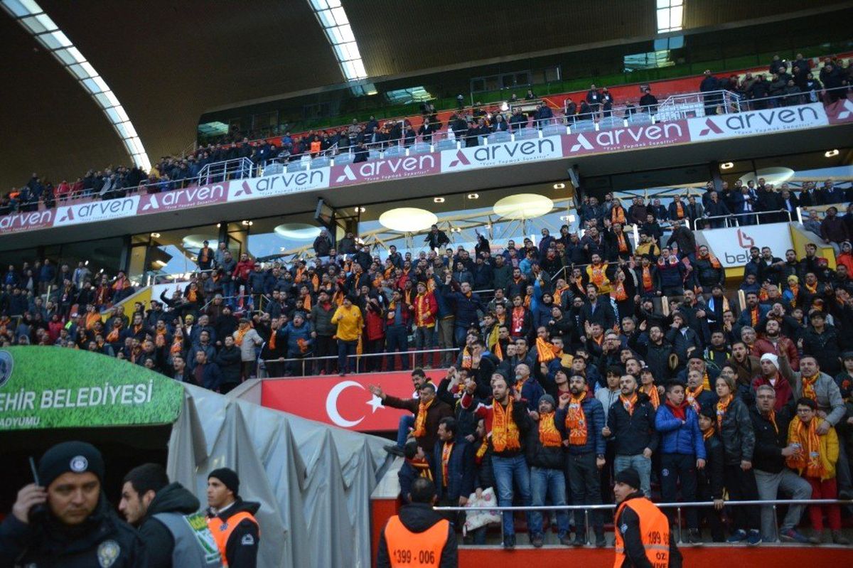 Kayserispor\'a Pfdk\'dan Ceza