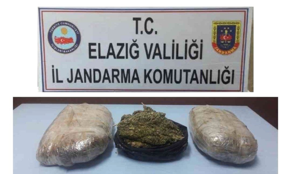 Menfeze 5 Kilo Esrar Saklayan 3 Şüpheli Yakalandı