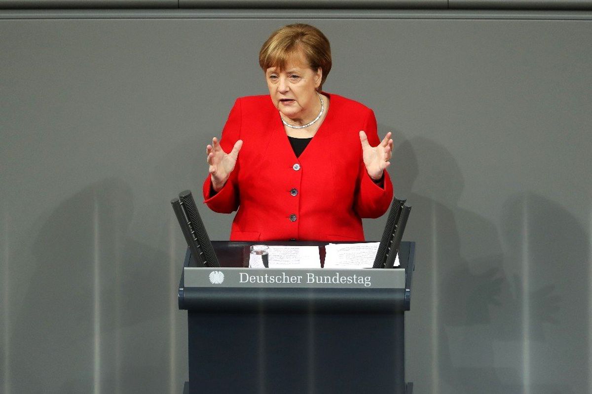 Merkel\'den Brexit\'in Ertelenmesine Destek