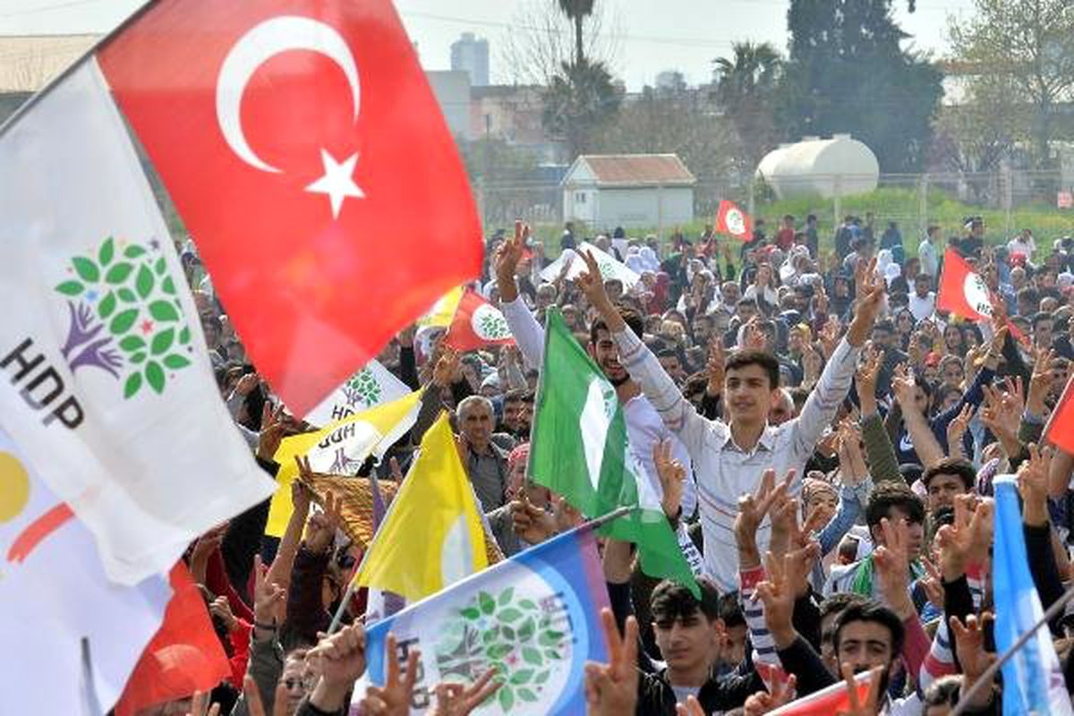 Mersin\'de Nevruz 10 Bin Kişi ile Kutlandı