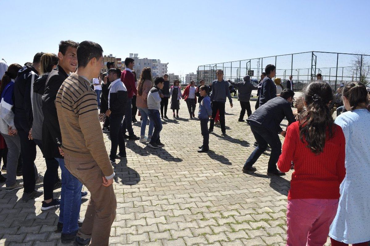 Siverek\'te Down Sendromu Farkındalık Günü Halaylarla Kutlandı