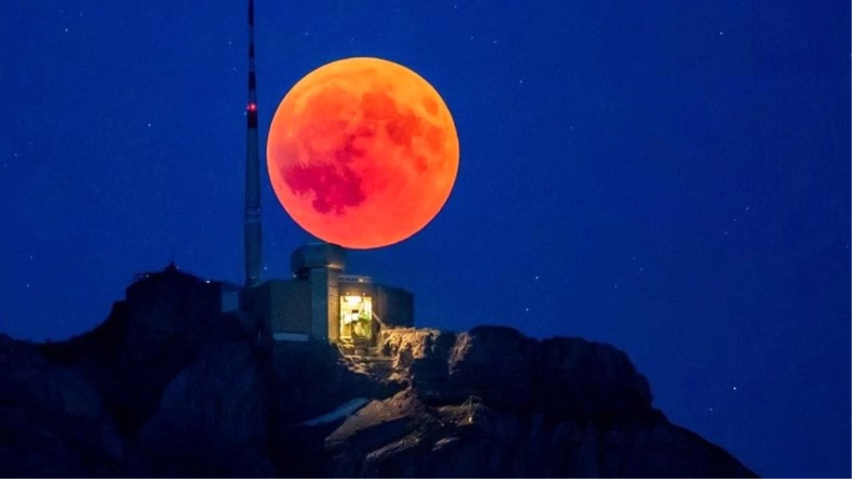 Süper Ay Sırasında Dünyanın Farklı Bölgelerinde Çekilmiş Muhteşem Fotoğraflar