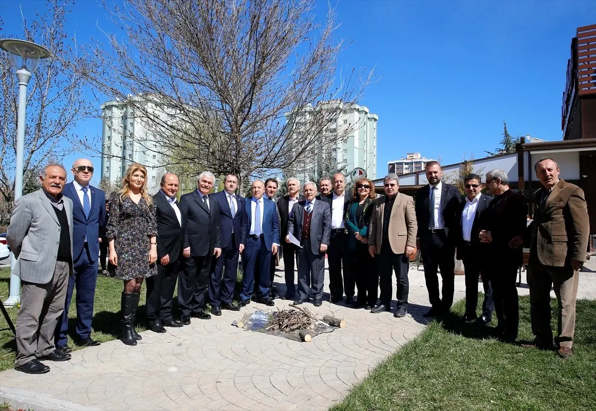 Teröre Destek Veren Ülkelere Karşı Şimdi Türk Birliği Zamanıdır"