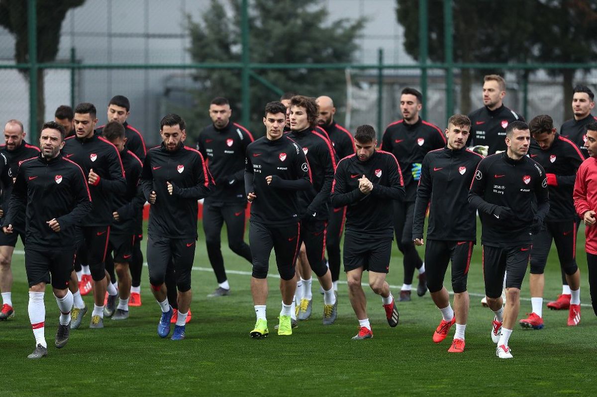 Türkiye Arnavutluk ile 11. Randevuda