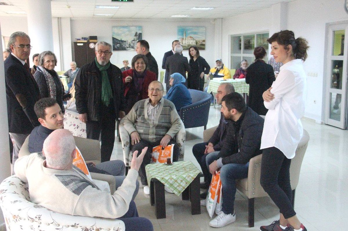 Yaşlılar Unutulmadı
