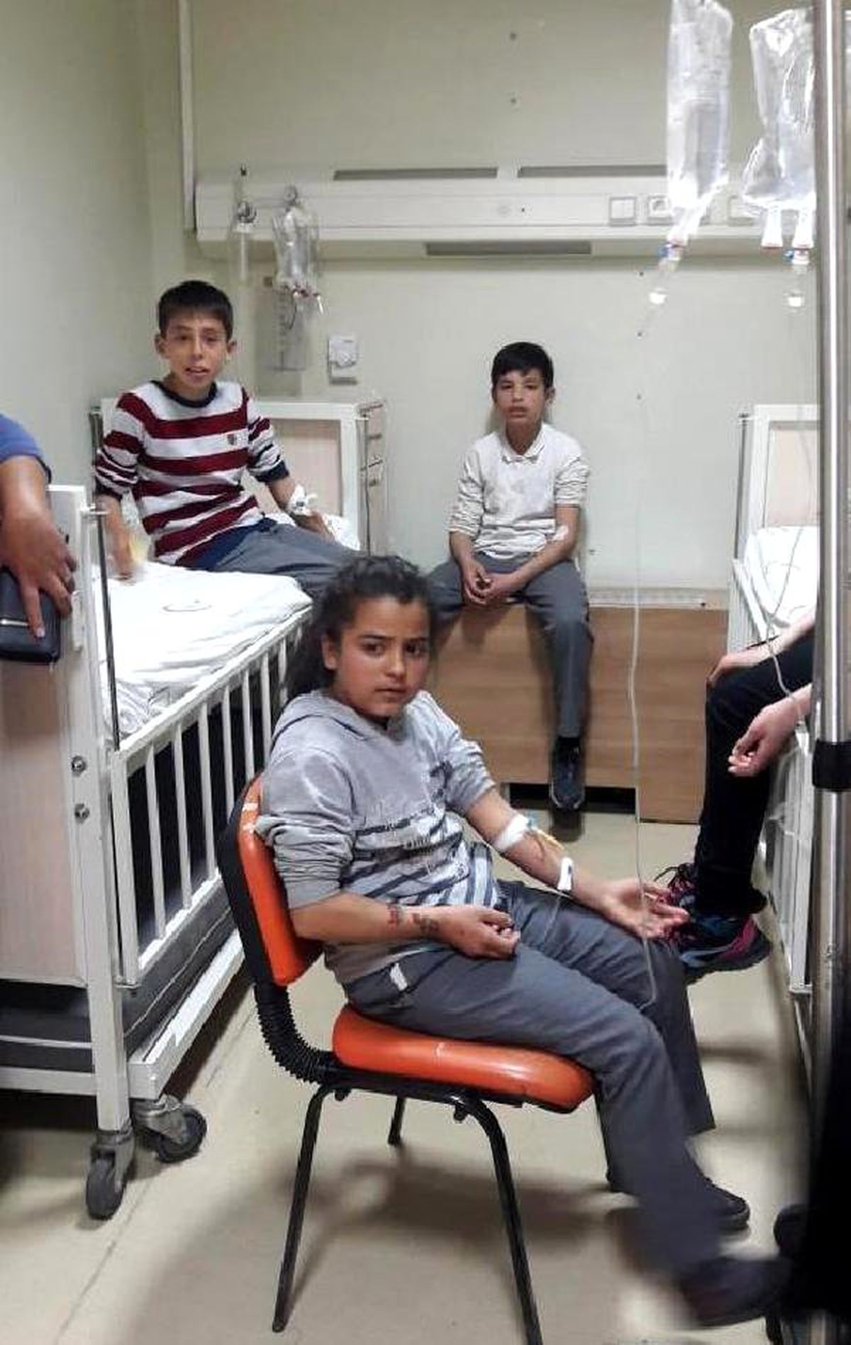 15 Öğrenci Zehirlendi