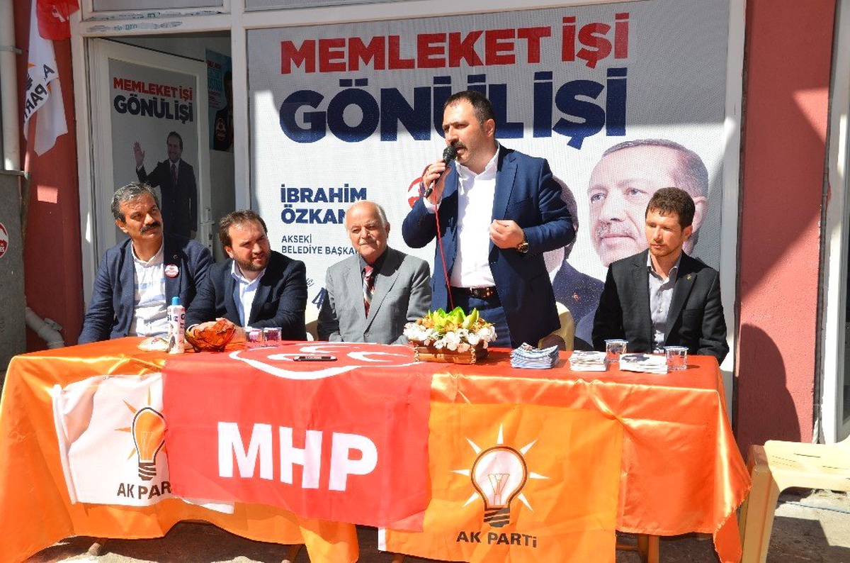 Aksoy, Akseki\'de Türel ve Özkan İçin Destek İstedi