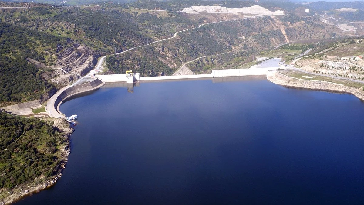 Avrupa\'nın En Yüksek Barajından Ekonomiye 1,7 Milyar Liralık Katkı