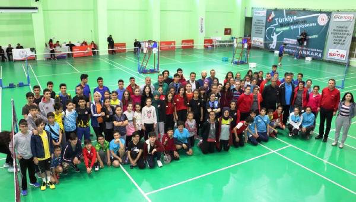Badminton Federasyonu Başkanı Özmekik: Altyapıyı 2024\'e Hazırlıyoruz