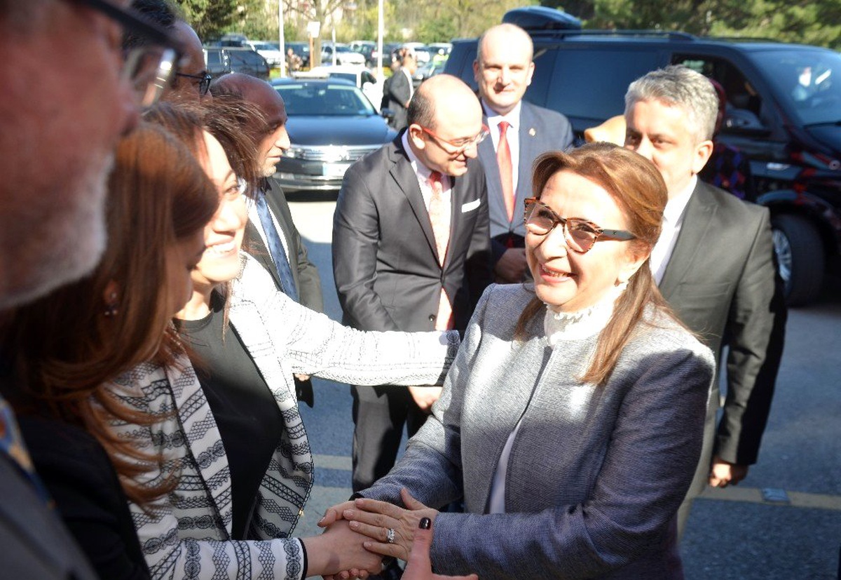 Bakan Pekcan, Bursa\'da Sanayici ve İş Adamlarıyla Bir Araya Geldi