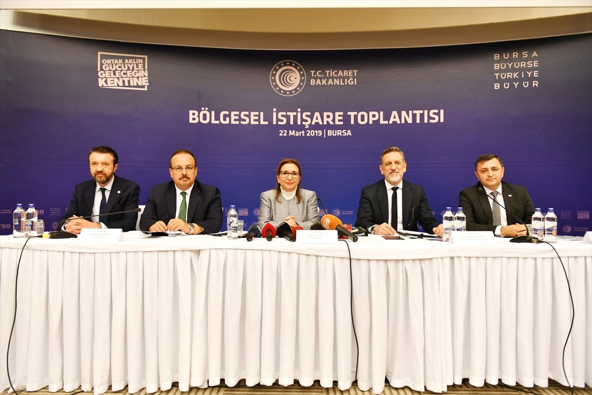 Bakan Pekcan Sanayici ve İş İnsanlarıyla Bir Araya Geldi