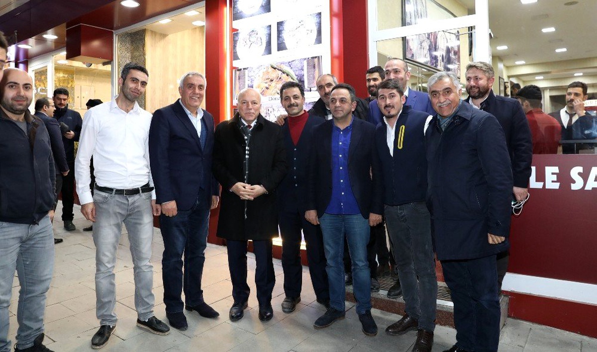 Başkan Sekmen: "Erzurum\'un Yarınlarını Hep Birlikte İnşa Edeceğiz"
