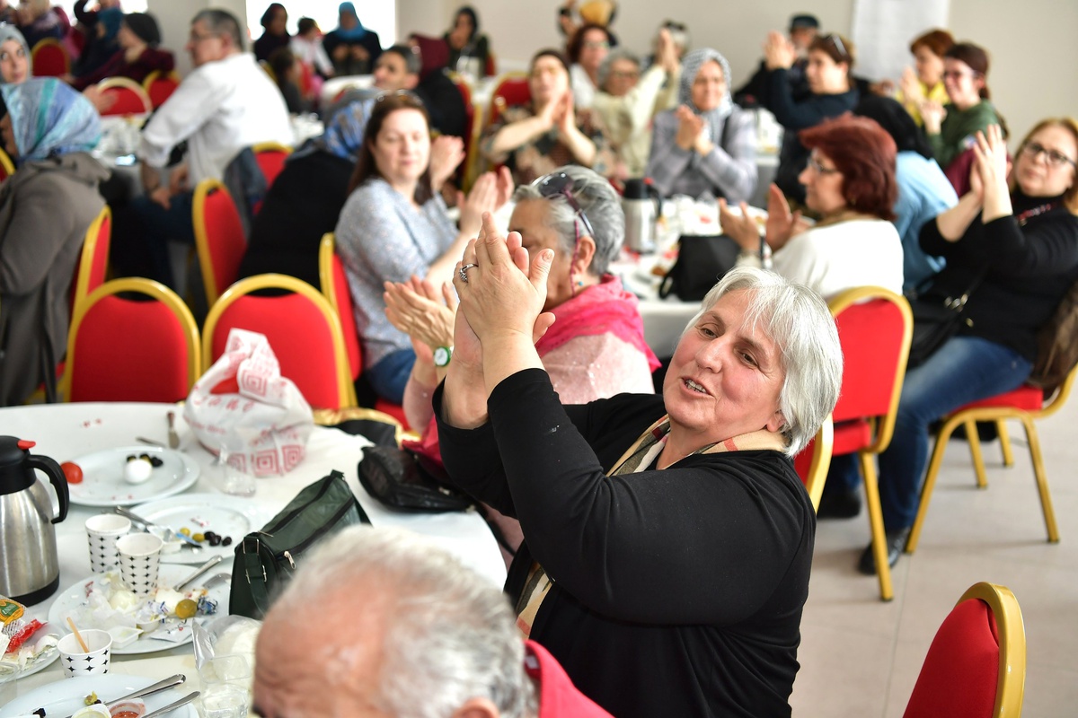 Beylikdüzü\'nün "ÇINAR"LARI Kahvaltıda Buluştu
