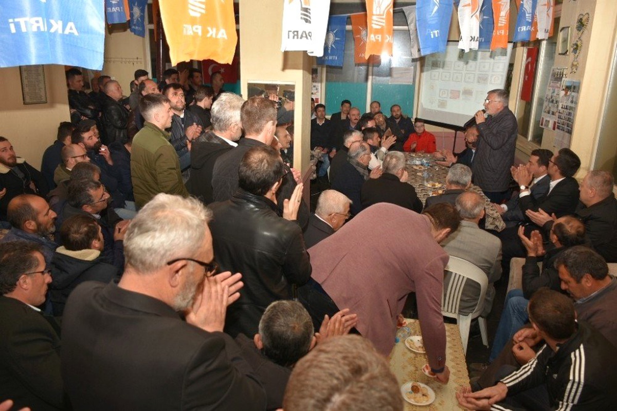 Bozkurt ve Bakıcı, Deryalaklılar Derneği\'ni Ziyaret Etti