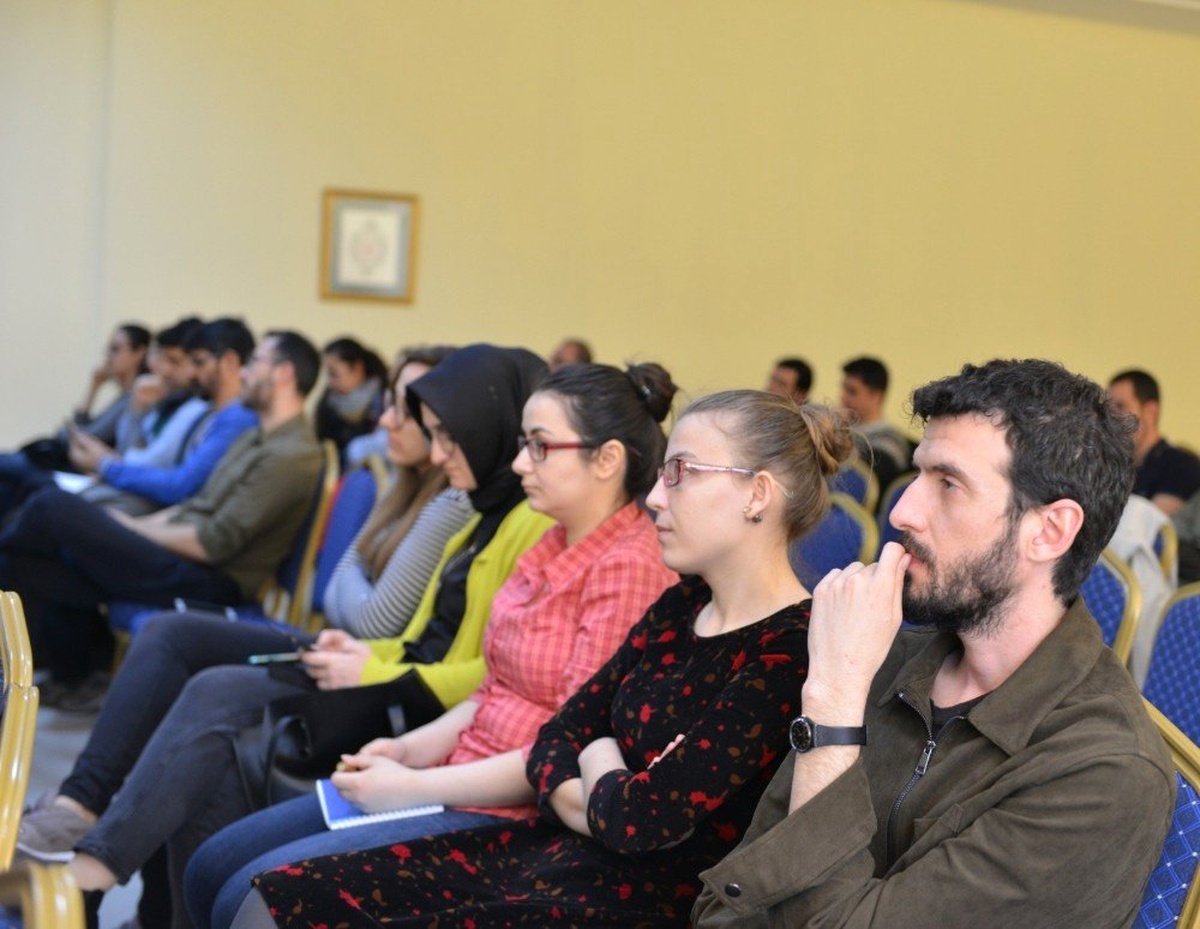 Bü\'den Kurumsal Akademik Arşiv Farkındalık ve Kullanıcı Eğitimi