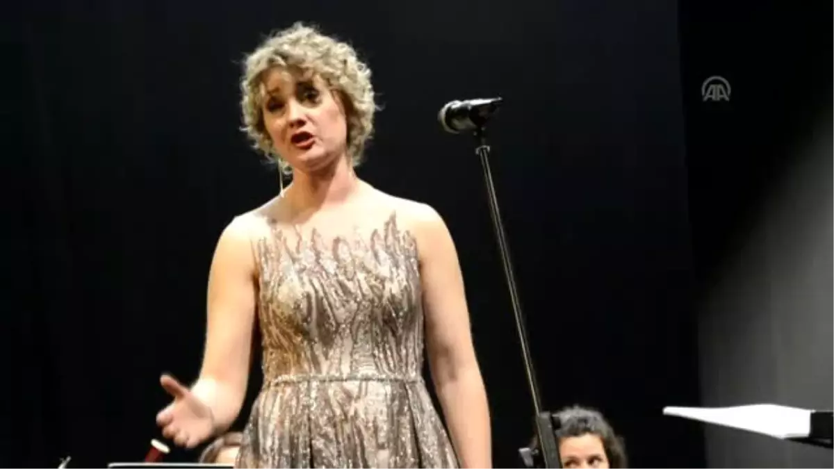 Bursa Bölge Devlet Senfoni Orkestrası Angela Ahıskal\'ı Konuk Etti