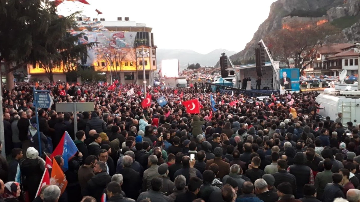 Cumhurbaşkanı Erdoğan, Amasya\'da Vatandaşlara Seslendi