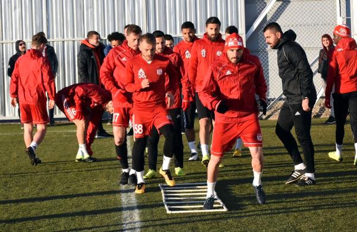Demir Grup Sivasspor\'da Kayserispor Hazırlıkları Sürüyor