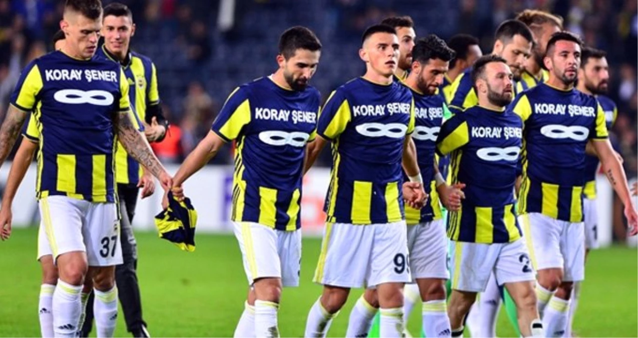 Fenerbahçeli Şener Özbayraklı Galatasaray\'a İmza Atıyor