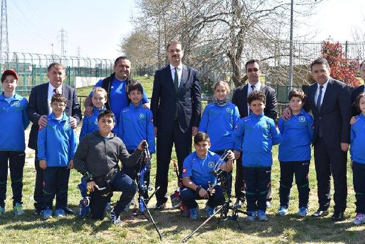 Gençlik ve Spor Bakan Yardımcısı Sinan Aksu, Bursa\'yı Ziyaret Etti