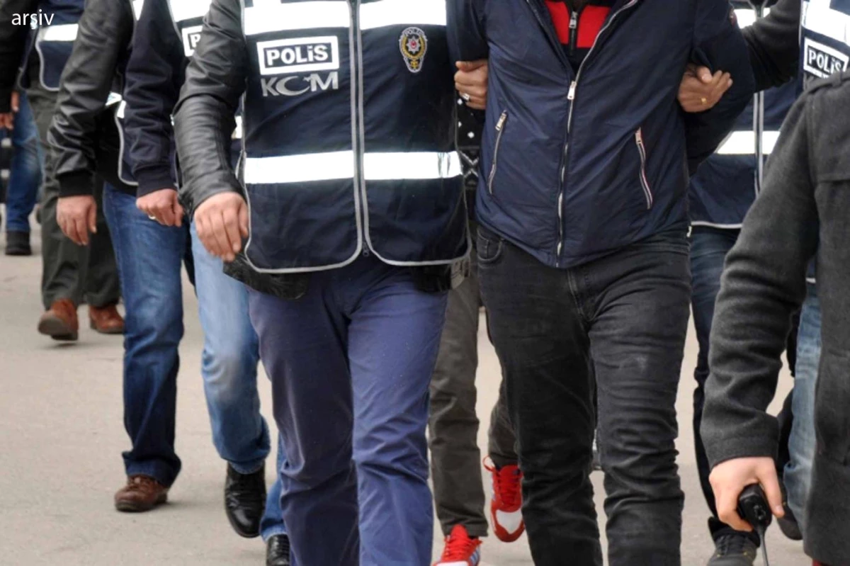 İstanbul\'da Eylem Hazırlığındaki 2 Terörist Yakalandı