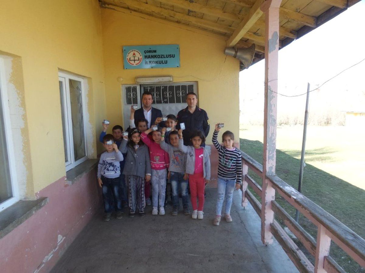 Jandarma\'dan "Öncelik Hayatın, Öncelik Yayaların" Eğitimi