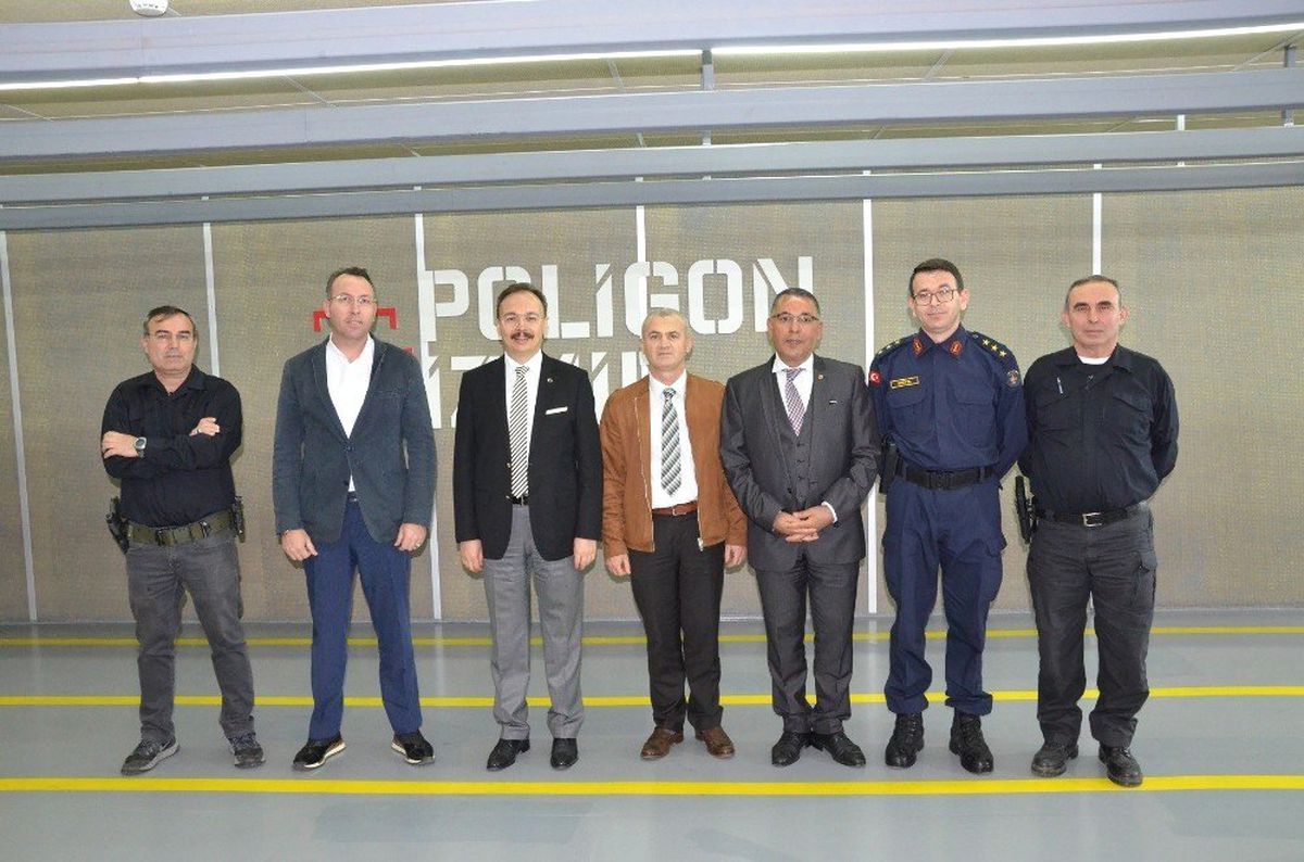Kaymakamdan Poligon İzmir\'e Tam Not