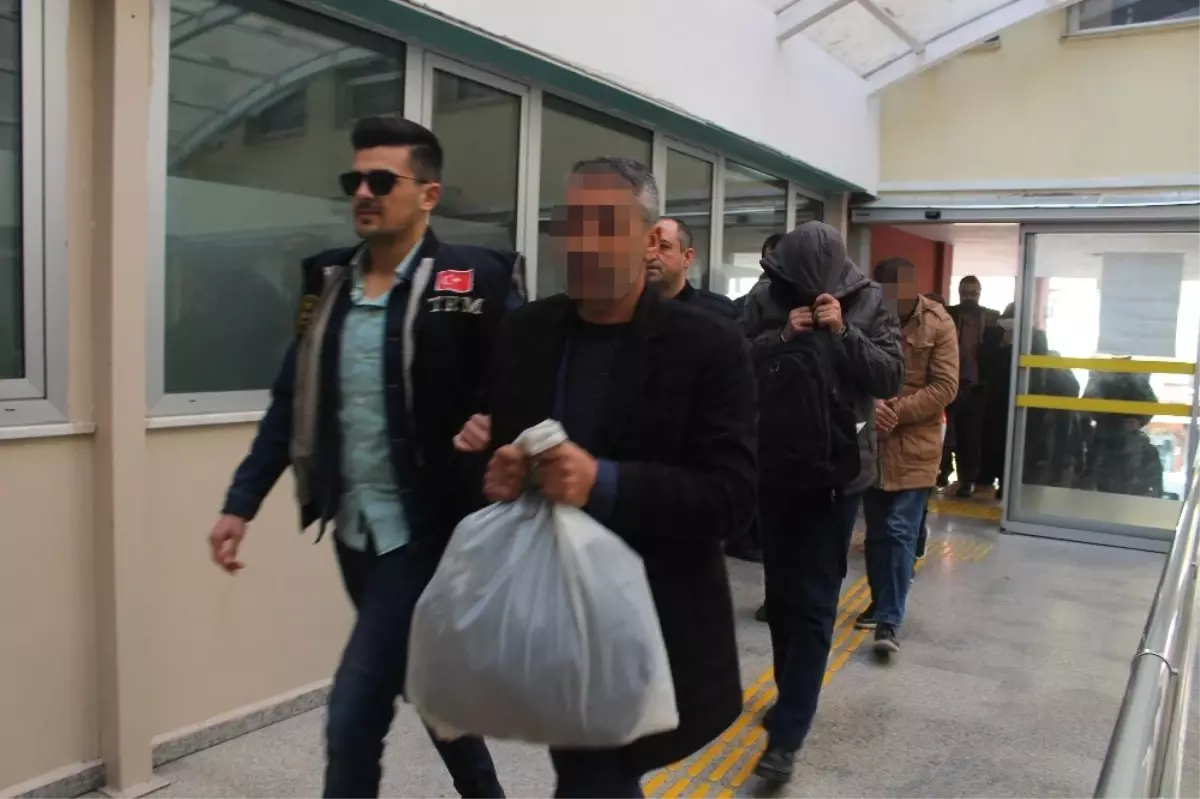 Kocaeli\'deki Hdp İlçe Başkanı PKK Propagandasından Tutuklandı